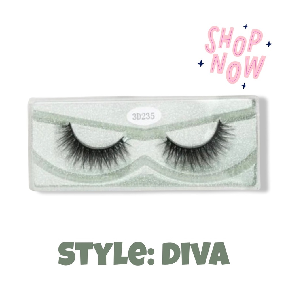 ✨2/$22 VOLUME LASHES STYLE DIVA